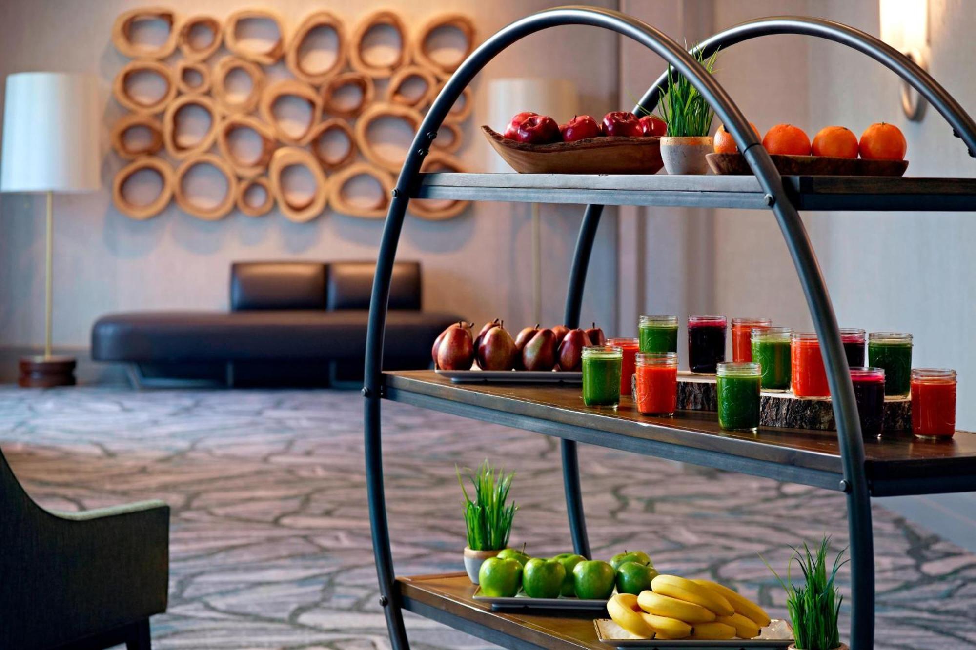 Отель Atlanta Marriott Альфаретта Экстерьер фото